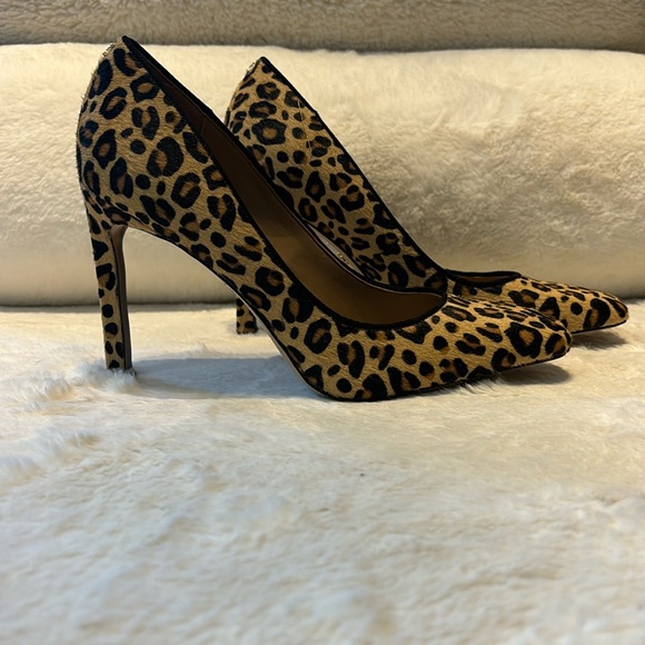 SAM EDELMAN Leopard Beth Pumps - Picture 2 of 11
